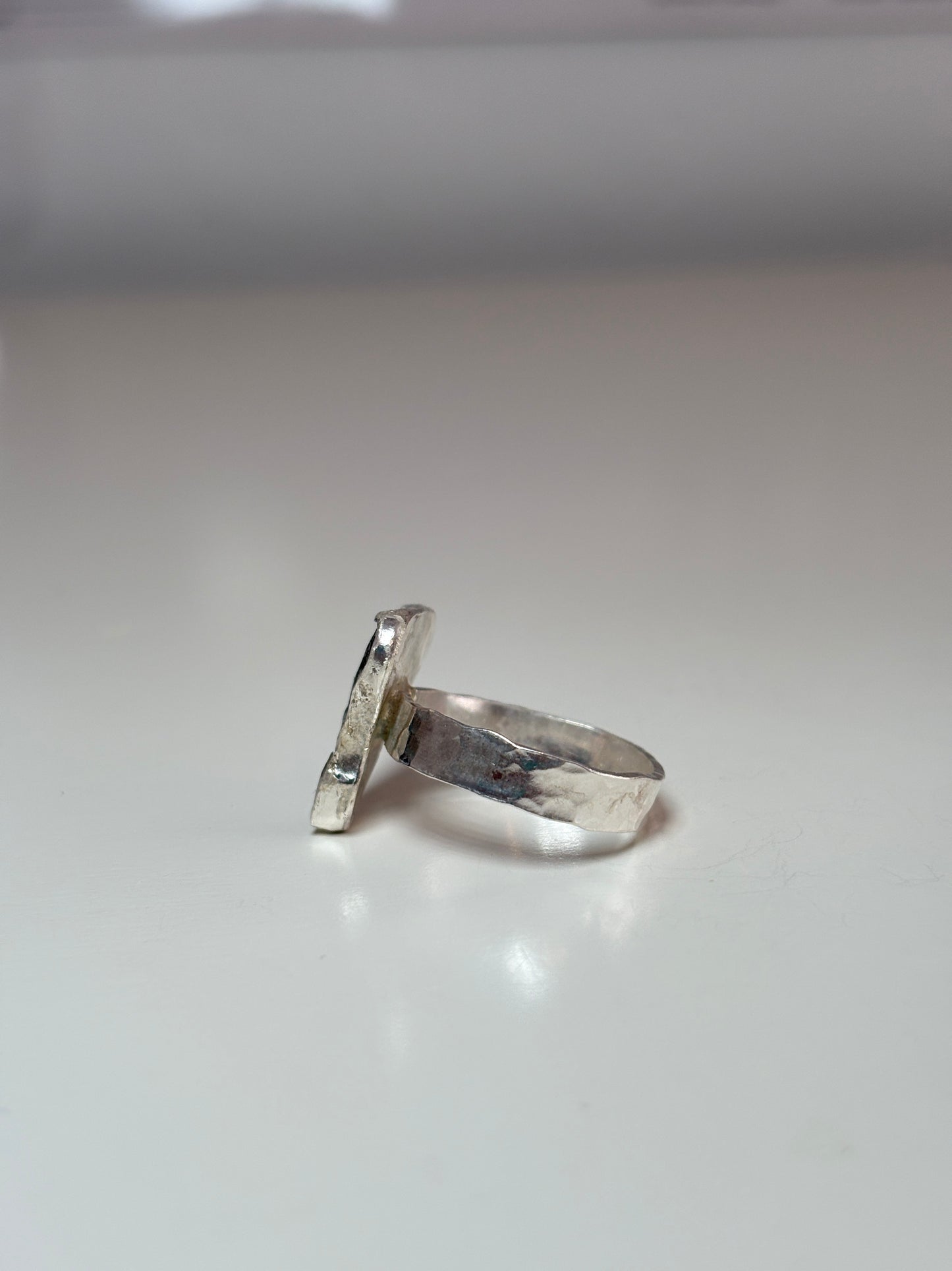 manō ring